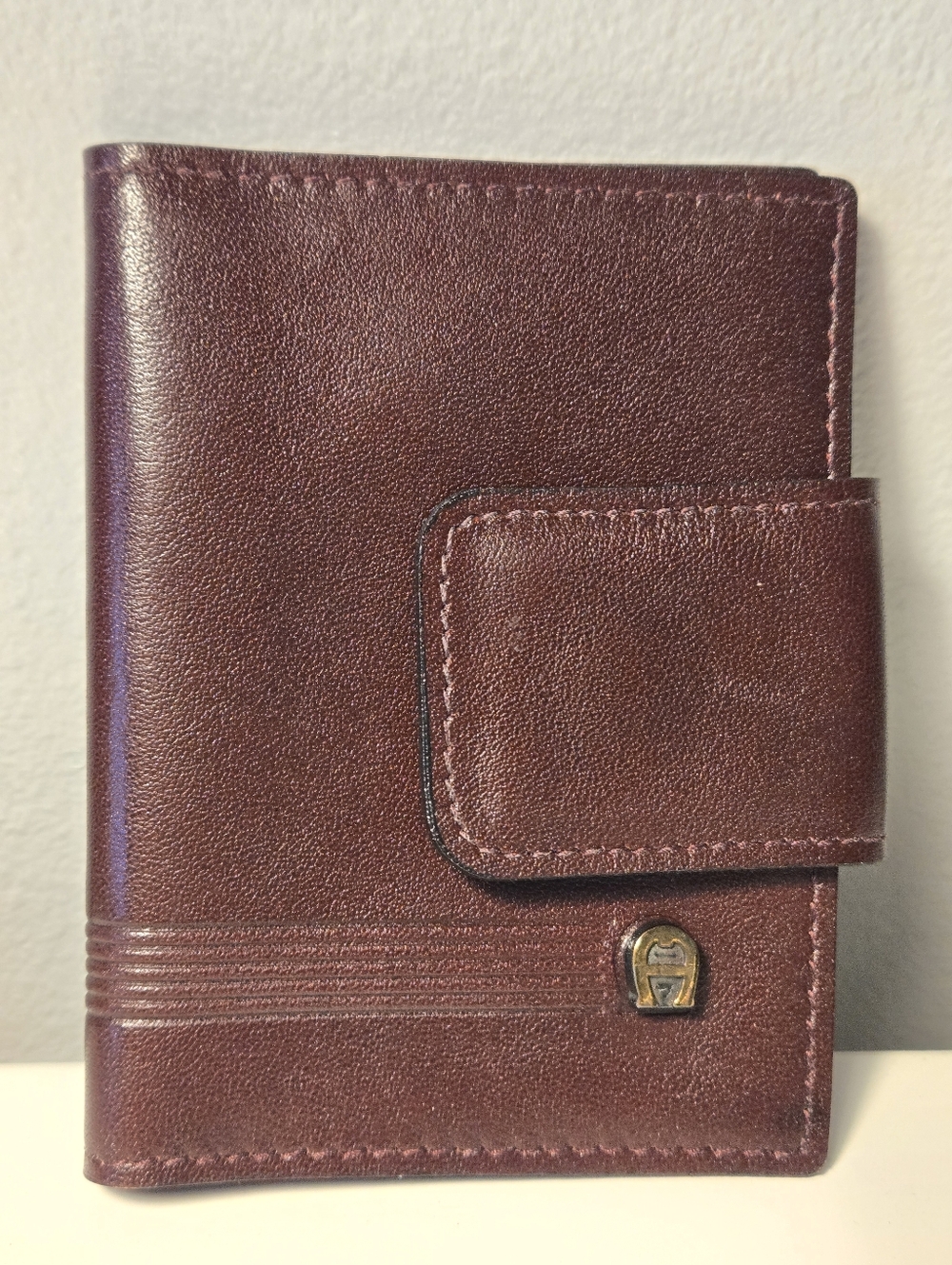 NEVER USED Aigner Etienne Card holder burgundy